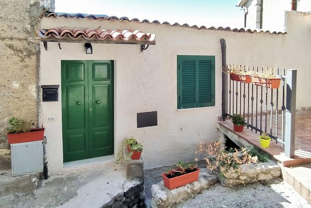 Apartment Accogliente Casina Nel Centro Storico Di